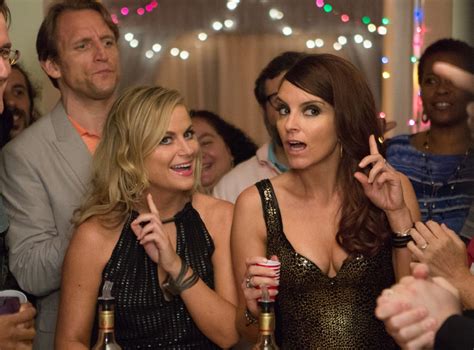 Movie Review Tina Fey And Amy Poehler Bring The House Down In Sisters Latf Usa News