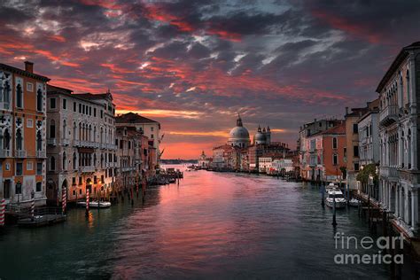 Sunset Over Venice Italy Photograph By İlhan Eroglu Fine Art America