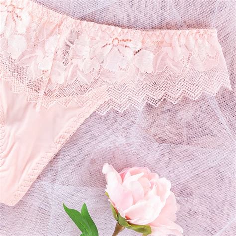 Dámské Světle Růžové Krajkové Tanga Spodní Prádlo Světle Růžová Royal Fashioncz Online