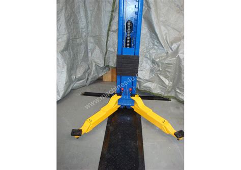 Refer to your vehicle's manual for the best place to attach your crane's chains to your motor. New 2019 Joel's Garage Gear 2 Post Car Hoist 4 Ton Subframe Baseplate Model Two Post Lifts in ...