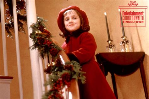 Miracle on 34th Street star Mara Wilson on classic Christmas movie | EW.com