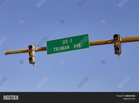 Signage Us Highway No Image And Photo Free Trial Bigstock