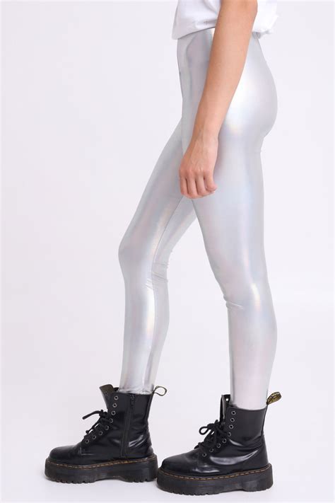 metallic leggings collection 2022 subdued