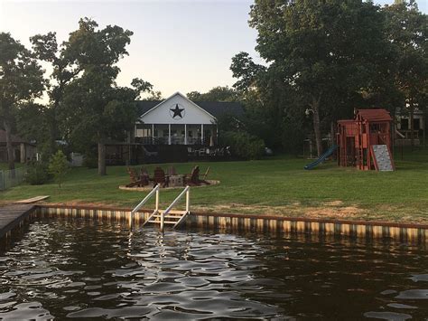 We did not find results for: Roomy House on Main Channel Of Cedar Creek Reservoir - Log ...