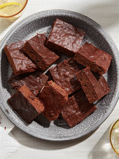 24 Milk Chocolate Brownie Recipe Shellymalaki