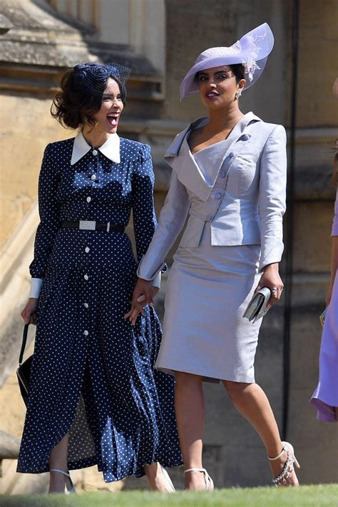 ﻿ priyanka chopra shares details of prince harry and meghan markle's wedding. Gorgeous Priyanka Chopra Arrived at Royal Wedding Ceremony ...