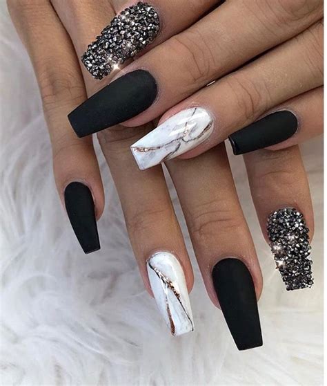 Black And Nude Nails Photos