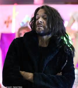 Charles Manson S Son Depicts His Father In Performance Art In La