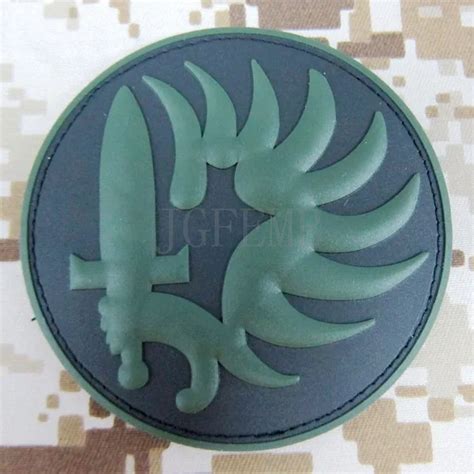 Green Parachutist Wings Of Victory Military Tactical Morale 3d Pvc