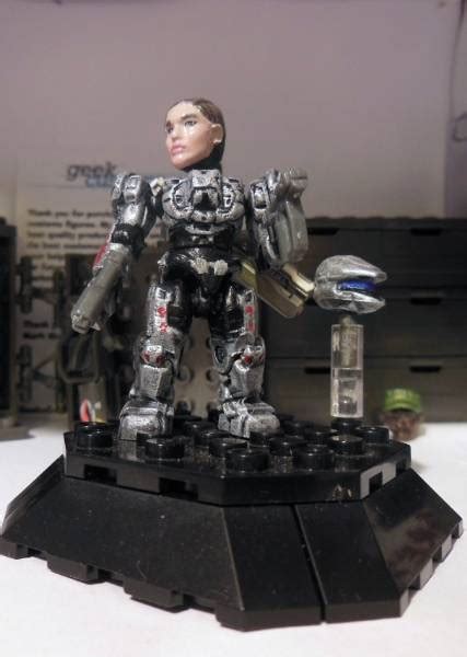 Halo 4 Commander Sarah Palmer
