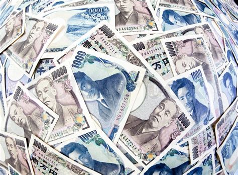 The banknotes of the japanese yen are part of the physical form of japan's currency. Many of the Japanese yen bank notes currency. Japanese ...