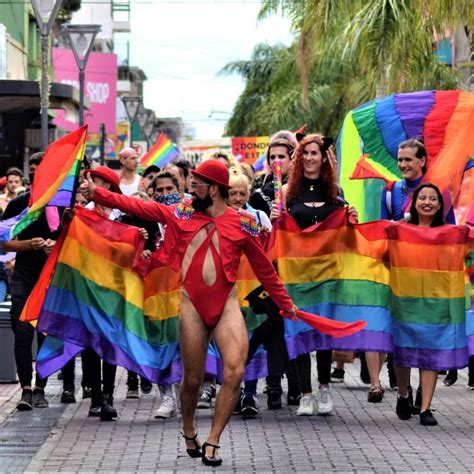 Marchas Del Orgullo LGBTIQ En Argentina En ARGay