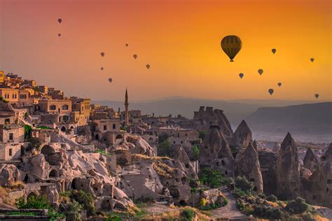 « noi turchi amiamo l'occidente, pratichiamo da secoli la libertà e siamo atei ». Turchia portami via, seconda parte: la Cappadocia ...