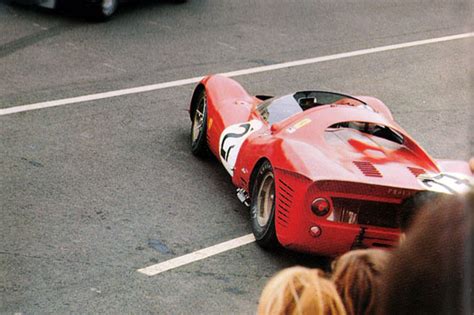 The p3 featured a new tubular chassis with a fibreglass tub: Ferrari 330 P3 Scalextric #27 - 24 heures du Mans 1966