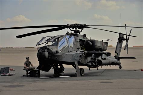 Us Army To Retire Hundreds Ah 64d Apache Helicopters