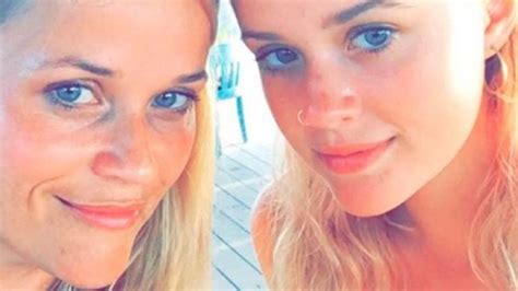 Reese Witherspoon Shows Off Her Mini Me Daughter Ava Phillippe