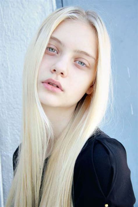Lighter blondehighlights add the perfect accent to beige blonde hair color. Nastya Kusakina @ Women | Portraits | Pinterest | Pale ...