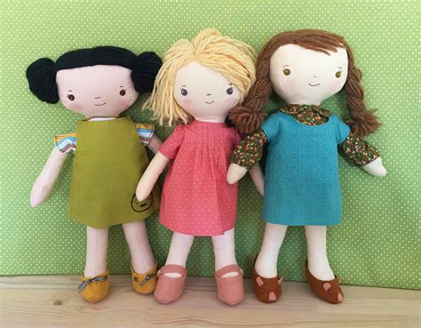 Kit Chloe And Louise Sewing Pattern For 3 Variations Of A 16 Cloth