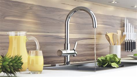 Touchless kitchen faucets with motionsense™ feature touchless activation, allowing you to easily turn water. Top 5 Insider Tips About Kitchen Faucets | My Decorative