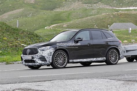 2023 Mercedes Amg Glc 63 Is Almost Here With More Power But Half The