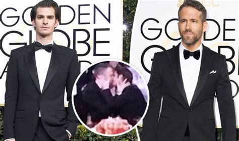 Golden Globes 2017 Ryan Reynolds And Andrew Garfield Kiss As Ryan