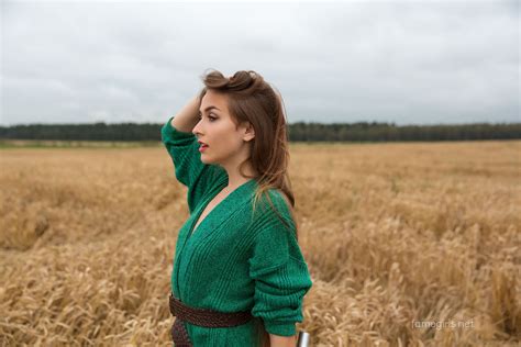 Beautiful Fame Girl Nora005 004 Paddy Field And Rainbow Umbrella Hq