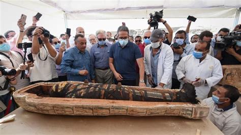 Videos Of Archaeologists Opening A Mummy Coffin In Egypt Go Viral