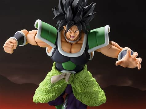 I'm familiar with broly in the dragon ball z universe but not fanatical about the character. Dragon Ball Super: Broly S.H.Figuarts Broly | TOYCO