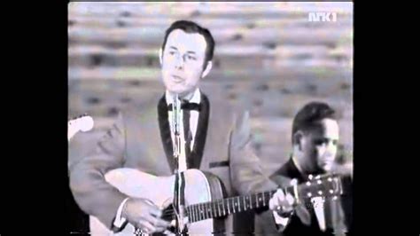 Jim Reeves Four Walls And Blue Canadian Rockies Oslo 1964 Youtube