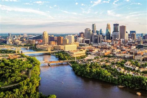 7 Unexpectedly Great Midwestern Cities For A Weekend Visit Midwest