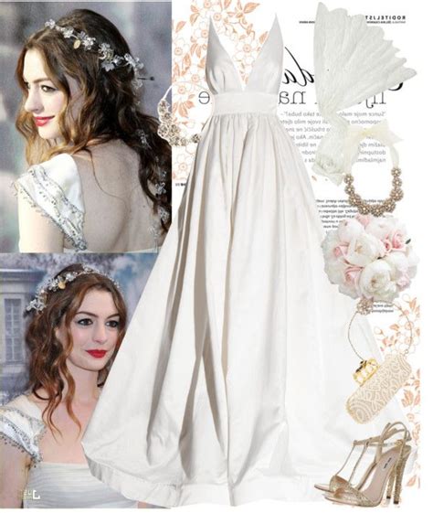 06.12.2011 · wedding dress shopping can be tough for the average girl, but anne hathaway has the added challenge of weeding out wedding dresses that would be a throwback to her days as princess mia thermopolis. Style the Celebrity Bride: Anne Hathaway | Bride ...