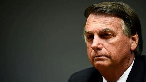 Bolsonaro Disse Pf Que Mandou Ex Chefe Da Receita Falar Com Ajudante