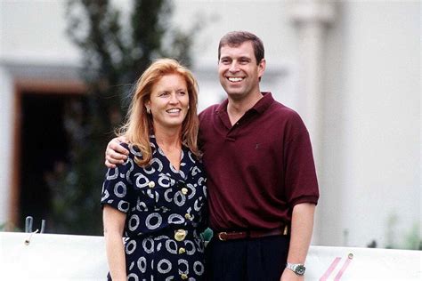 1988 wurden prinz andrew (61) und sarah ferguson (61) eltern einer kleinen tochter. Die Beziehung von Sarah Ferguson und Prinz Andrew ...