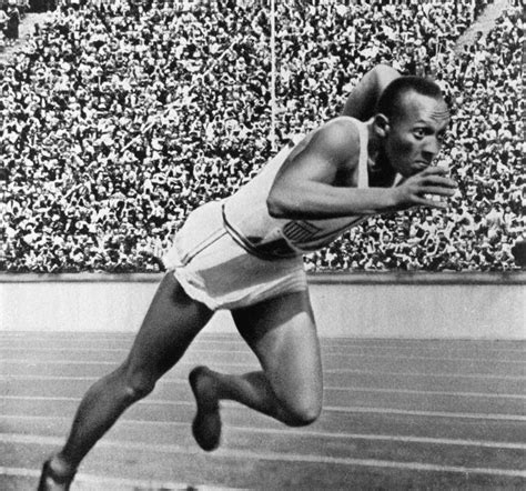 pictures of jesse owens