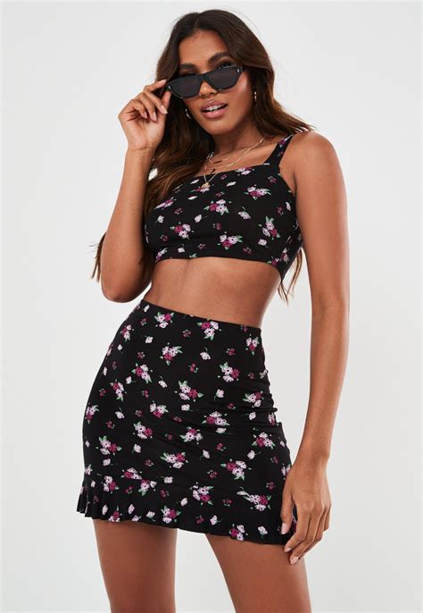 Black Floral Cami Crop Top And Mini Skirt Co Ord Set Missguided