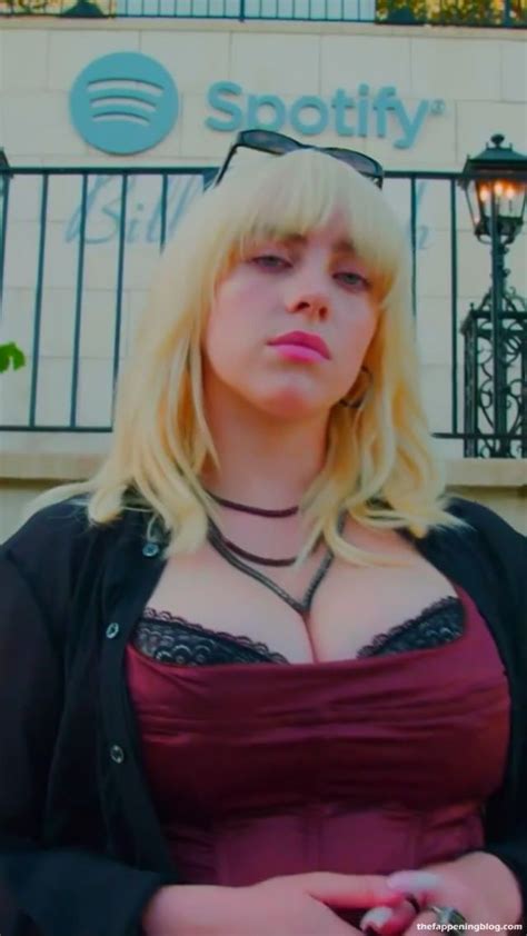 Billie Eilish Bounces Her Big Boobs In A Lace Bra At The Party Pics Videos PinayFlixx