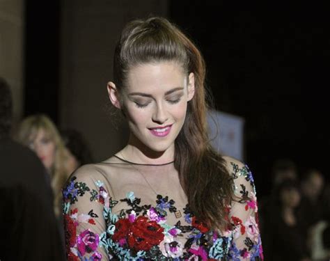 Kristen Stewart Tells Vogue Shes Into Armpit Licking Dont Judge
