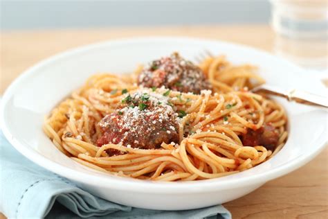 Spaghetti and meatballs is a classic comfort food dish that ree loves to make for her family. Jenny Steffens Hobick: The BEST Homemade Meatballs ...