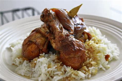 31st video recipe of my cooking and food review channel series on youtube and the internet, cindys home kitchen. THE PANTRY PANDA: Chicken Adobo and Rice.