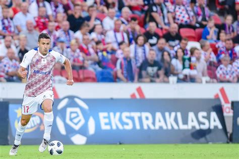 The match between gornik z. Górnik Zabrze - Piast Gliwice w TV NA ŻYWO. Mecz Górnik ...