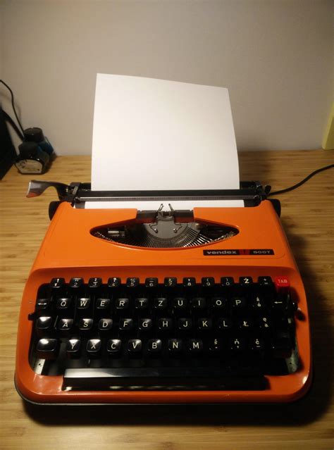 Just Received Vendex 500t With Custom Polish Keyboard Typewriters