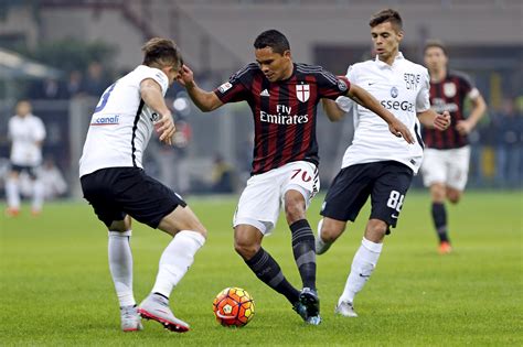 Review Ac Milan vs Atalanta: Kemenangan Milan Terhenti di San Siro | Ac