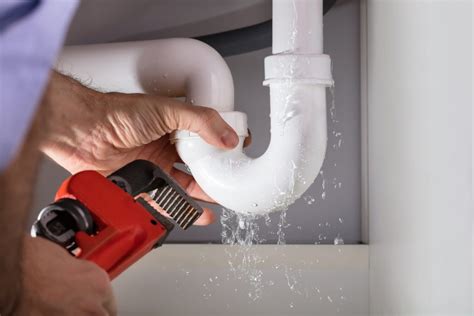How much do plumbers in melbourne and surrounding areas charge? What are the average plumber hourly rates in Australia ...
