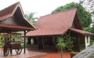 Rumah kebaya khas betawi memiliki beberapa keunikan. Rumah Adat Indonesia Dari Sabang Hingga Merauke - Blog Unik