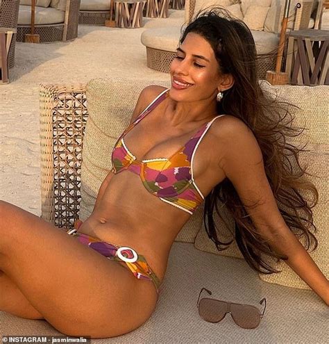 Towies Jasmin Walia Sizzles In A Series Of Stunning Bikini Snaps Taken At Her Holiday Resort In