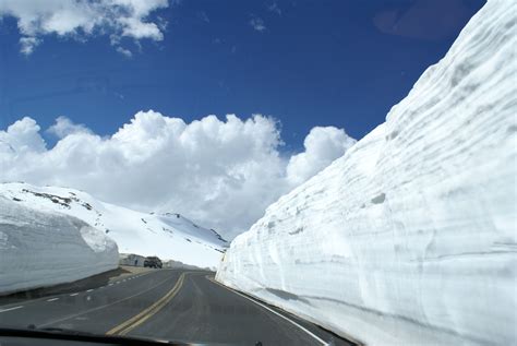 Thats Some Deep Snow Snow Winter Snow Wyoming