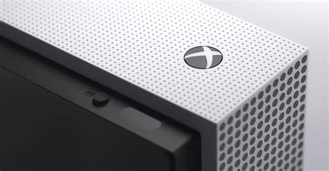 Купить Microsoft Xbox One S WhiteБелый выгодная цена на продукцию в