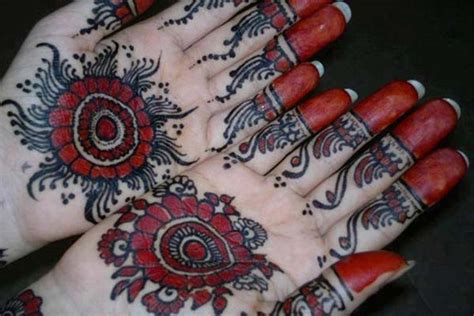 Motif henna untuk pemula bisa dipilih yang lebih sederhana agar cara. Kumpulan Gambar Lukisan Henna Simple dan Cantik Untuk Pemula