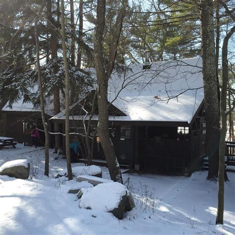 If you're a newbie to winter camping in the adirondacks, then expert instruction is what you need. 5 Best Winter Cabin Camping Spots in Massachusetts | Best ...