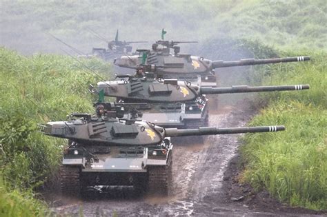 +1.5s to the duration an enemy vehicle is visible to you. STB-1 - OPENWoT Wiki*